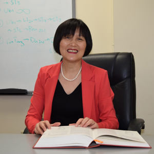 Doctor Cao teaching class at the East West College of Natural Medicine.